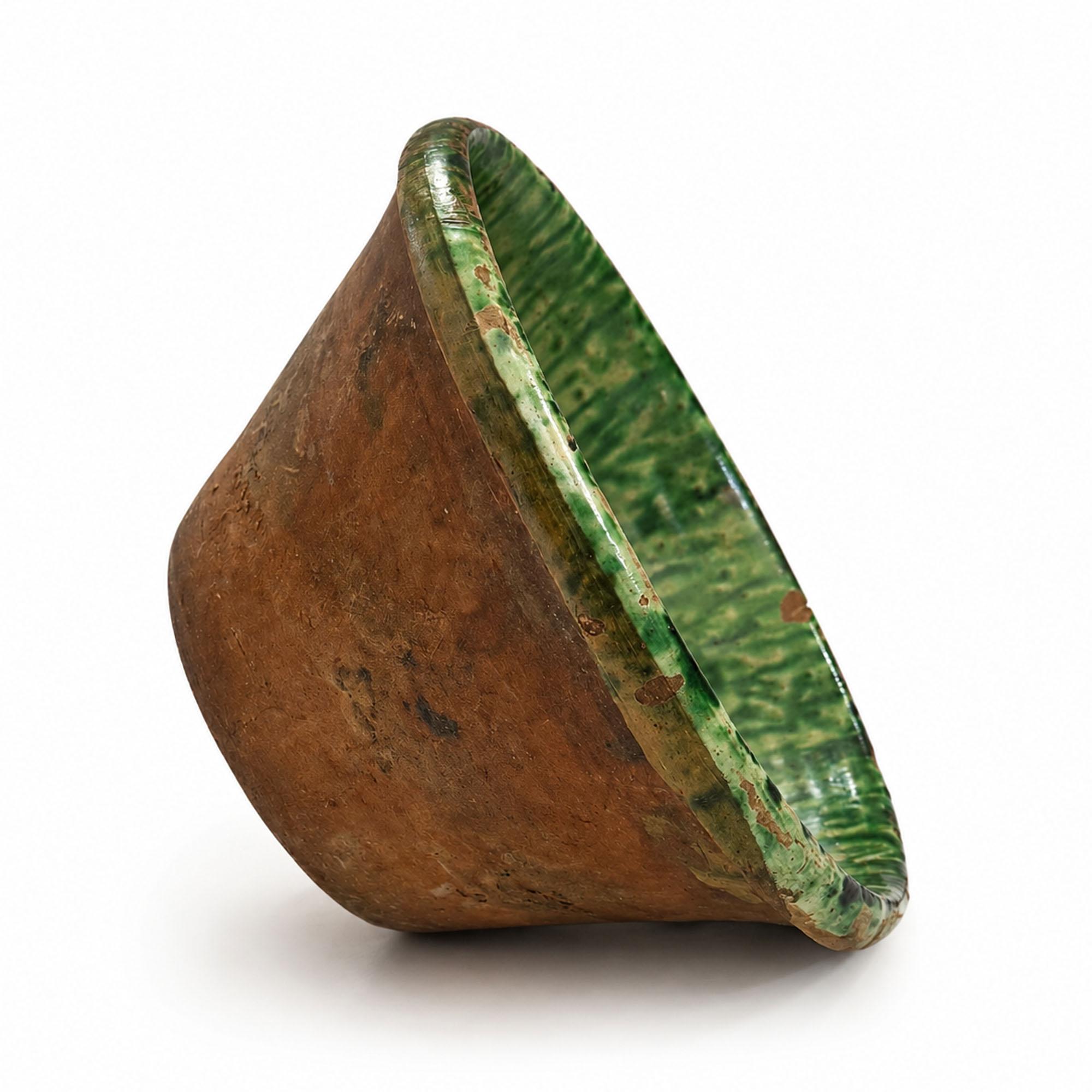 Antique Terracotta Passata Bowl, Green Splatter Glaze, Puglia, 1880 — image 4