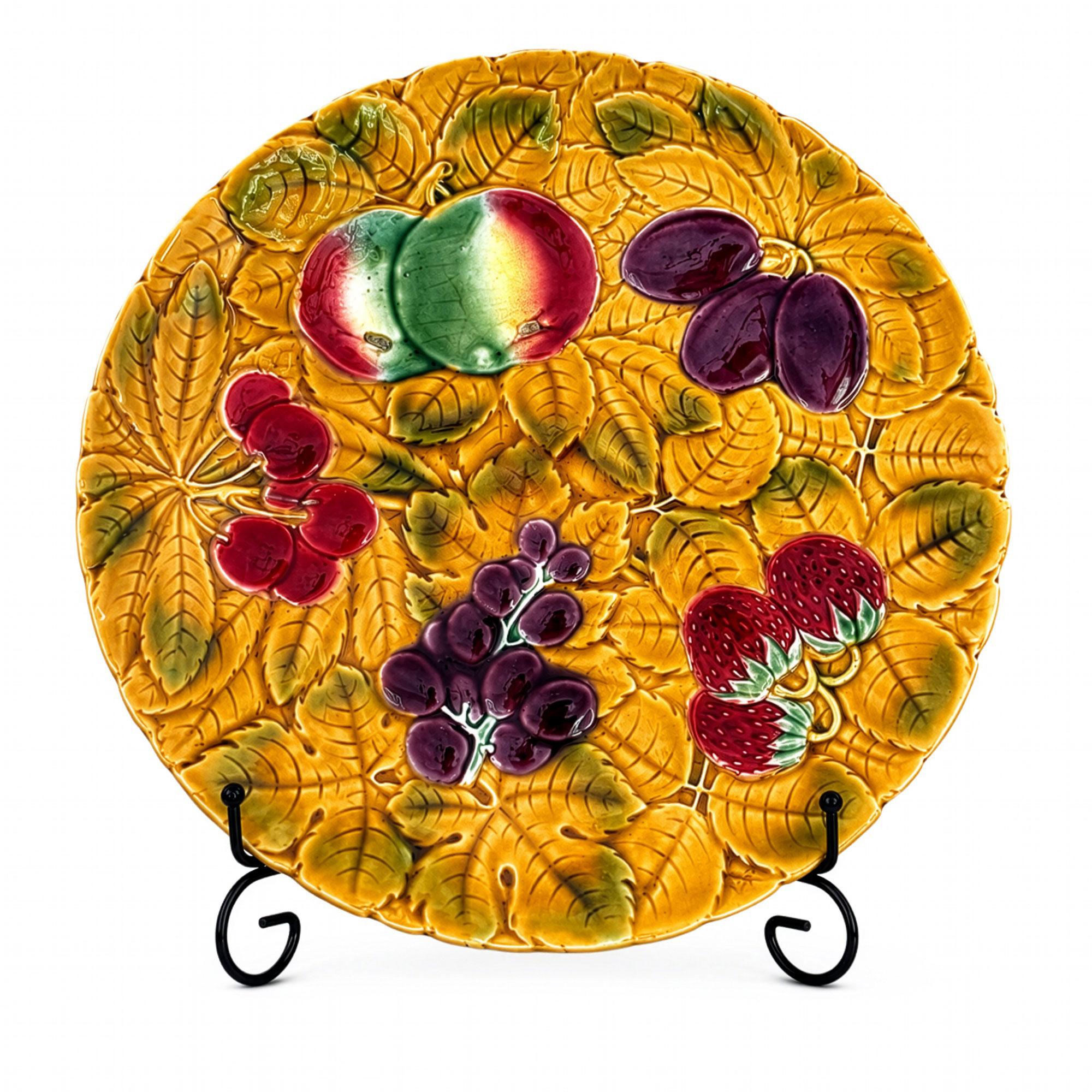 Antique French Majolica Dessert Service by Sarreguemines, Set of Four — image 2