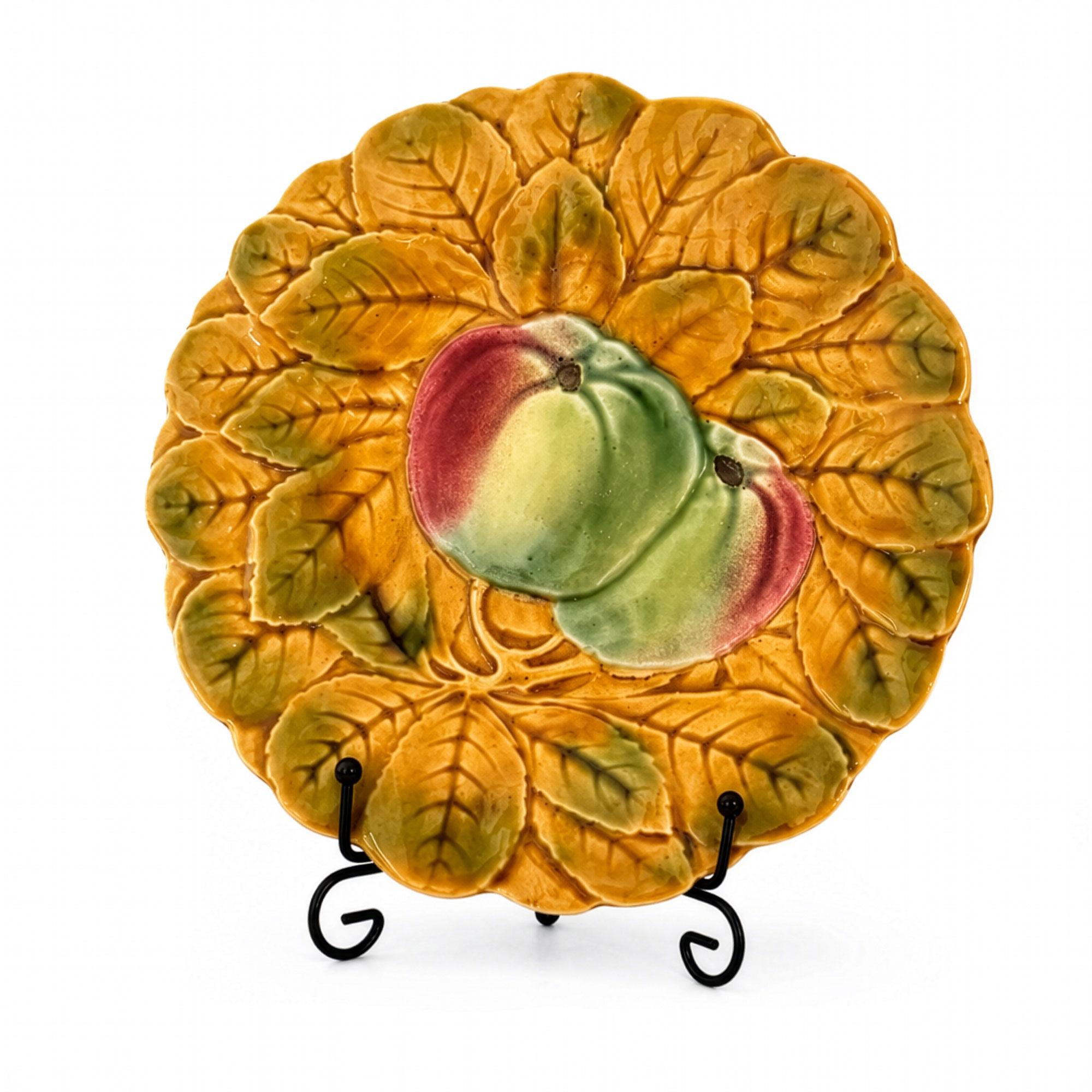 Antique French Majolica Dessert Service by Sarreguemines, Set of Four — image 3