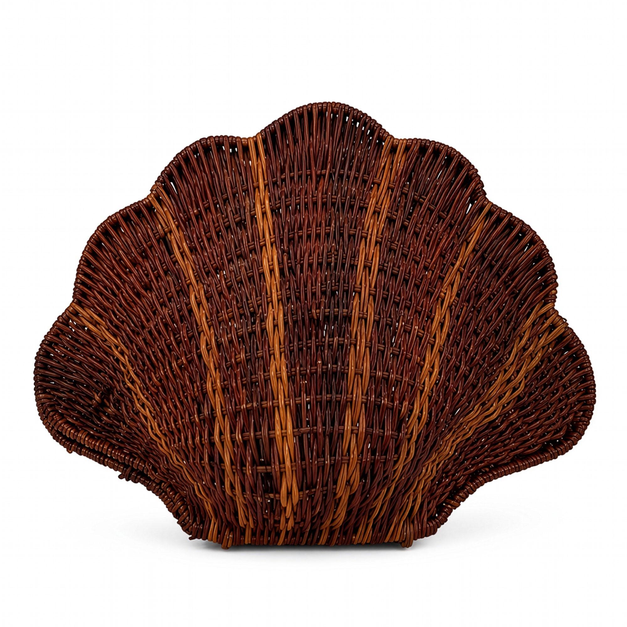 Vintage Wicker Shell Baskets, Handwoven Pair, Coastal Decor, 1970s — image 3
