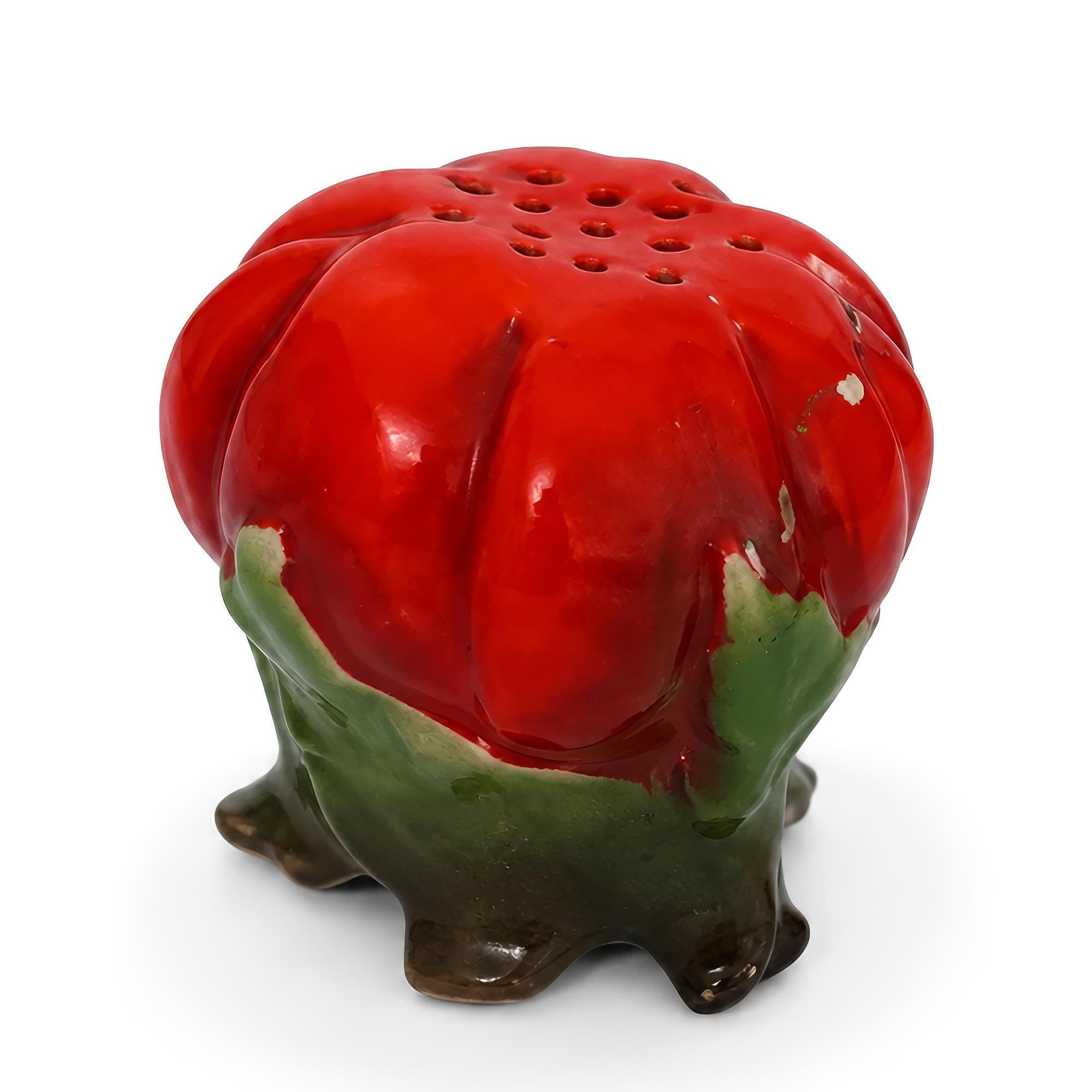 Pair of Royal Bayreuth Tomato Form Salt and Pepper Shakers, Germany, Early 20th — image 9