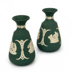 Pair of Wedgwood Green Jasperware Bud Vases, Neoclassical, 1960s — image 2