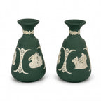 Pair of Wedgwood Green Jasperware Bud Vases, Neoclassical, 1960s — image 3