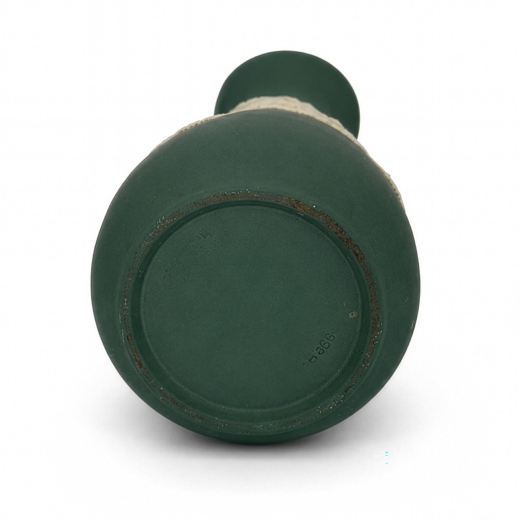 Pair of Wedgwood Green Jasperware Bud Vases, Neoclassical, 1960s — image 5