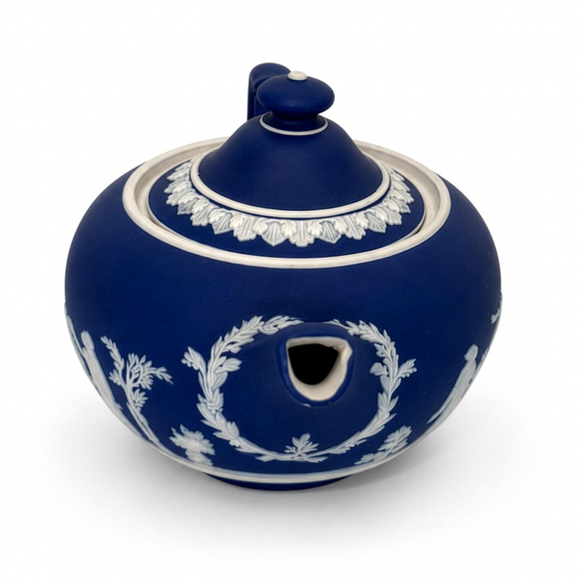 Wedgwood Cobalt Blue Jasperware Tea Set, 4-Piece, England, 1960s — image 18