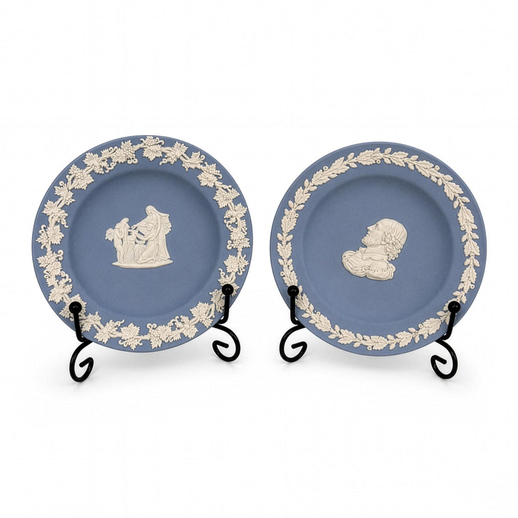 Wedgwood Blue Jasperware Neoclassical Trinket Dish, England, 1960s — image 5
