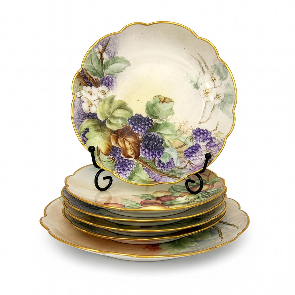Hand-Painted Limoges Porcelain Dessert Service with Fruit Motifs, 1930 — image 4