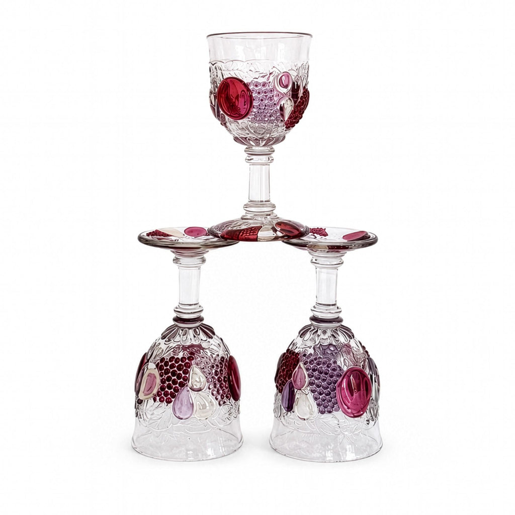 Set of Four Vintage Westmoreland Della Robbia Ruby Flashed Goblets — image 9
