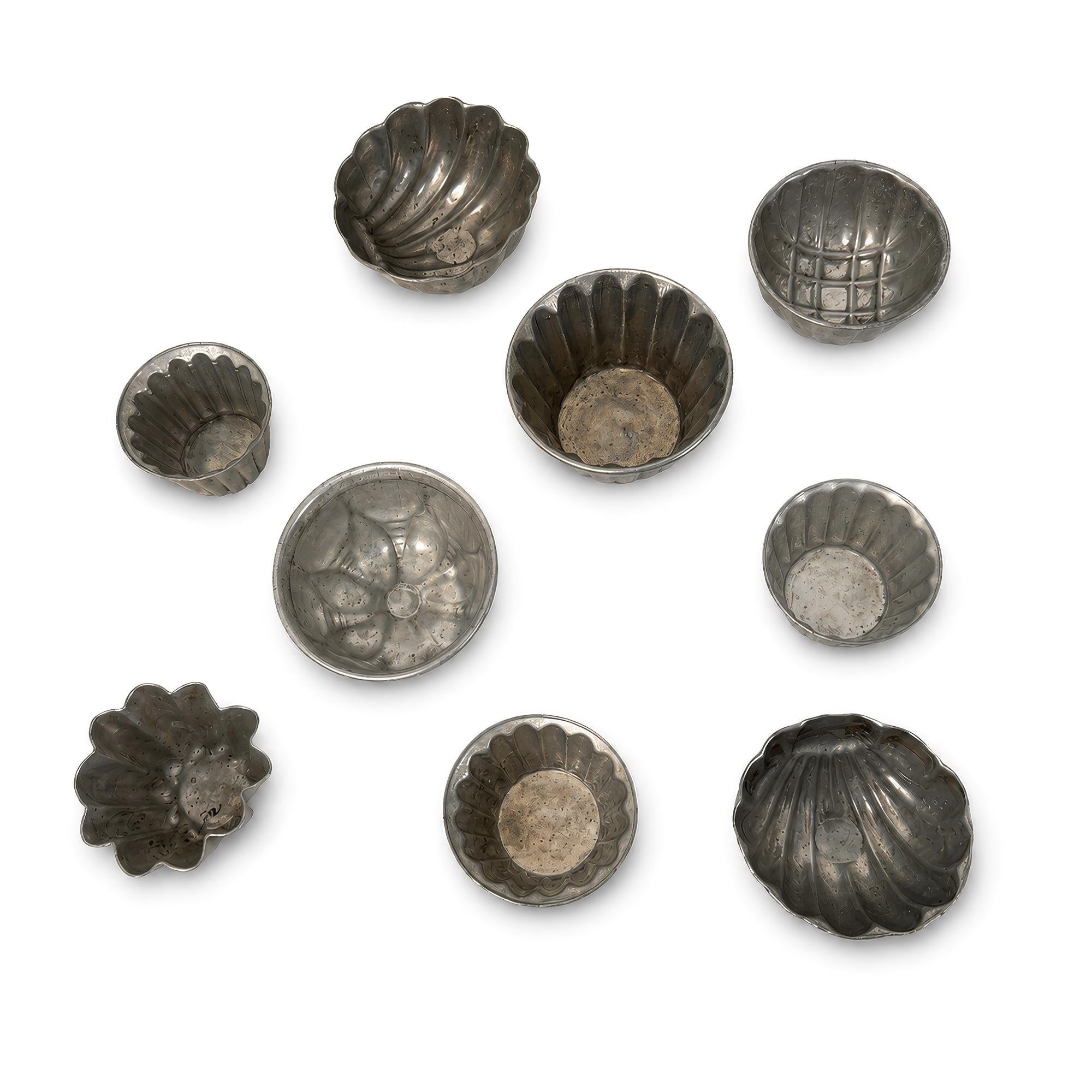Set of Nine Vintage Miniature Aluminum Gelatin and Dessert Molds — image 2