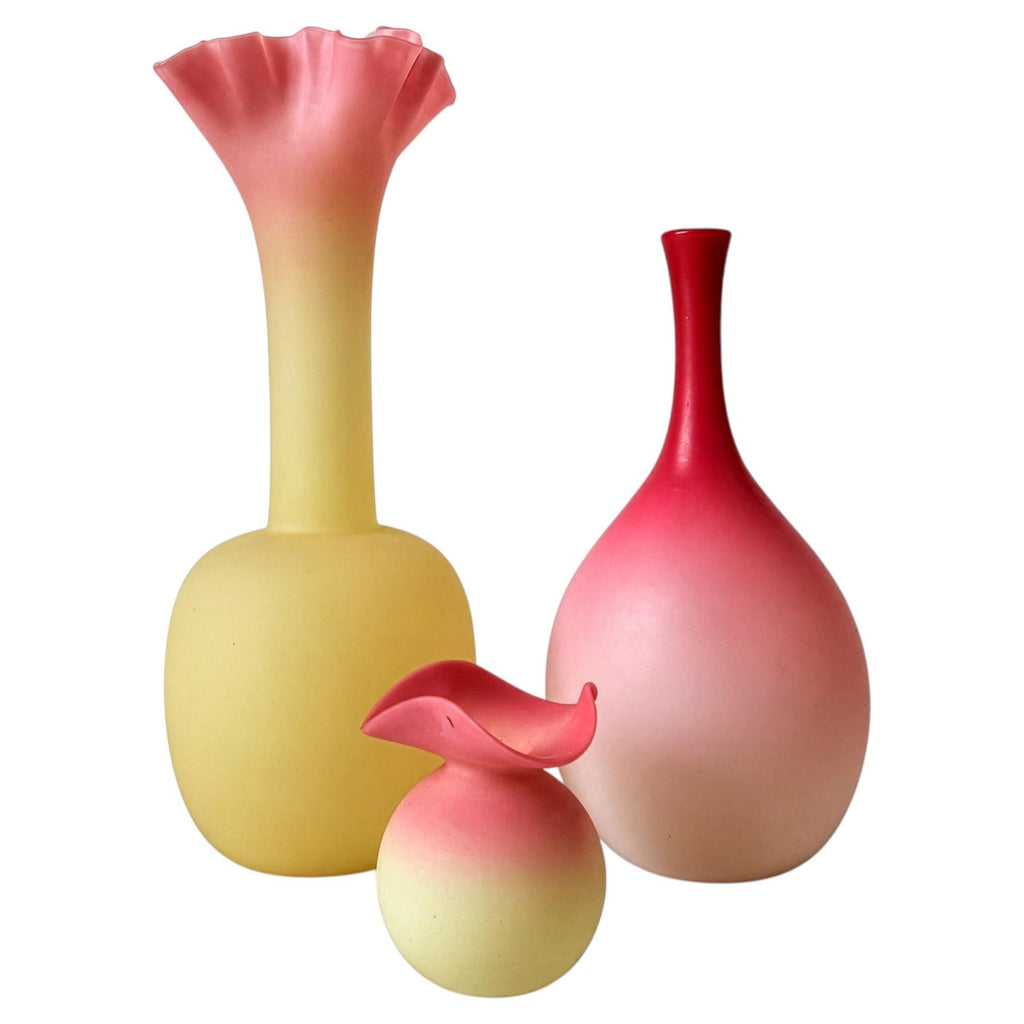 Victorian Burmese Glass Vases Set by Thomas Webb &amp; Sons, England, 1890