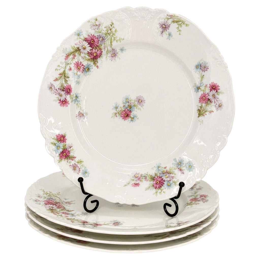 Set of Four Limoges Porcelain Dinner Plates, Floral Design, France, 1930