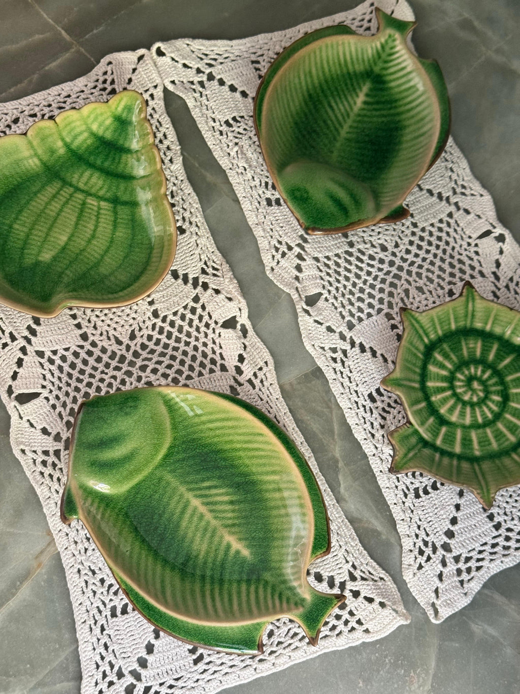 Mid-Century Green Majolica Seashell Plates, Set of Four, Italy, 1960 — image 12