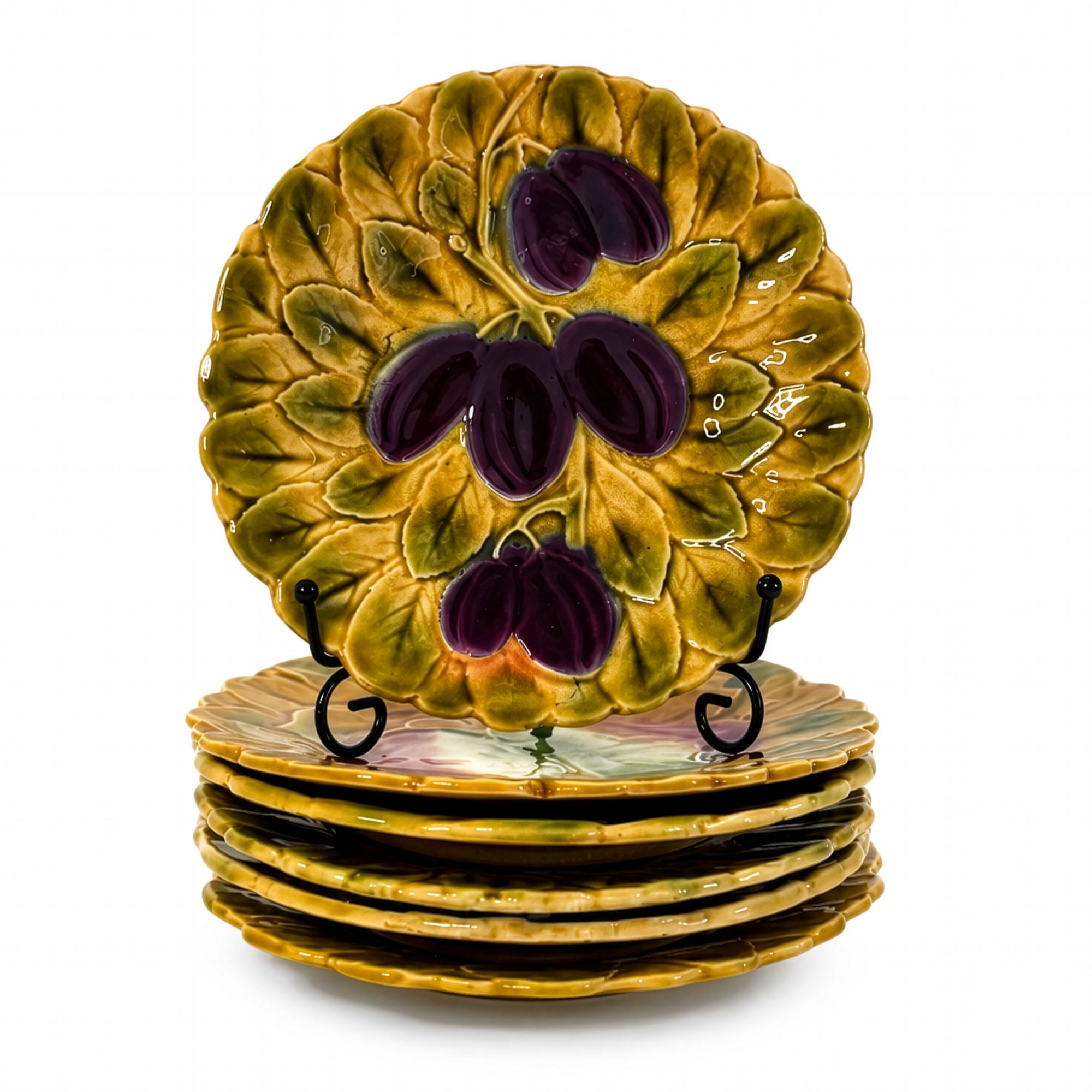Antique Set of Six French Sarreguemines Majolica Fruit Plates, Circa 1890–1910 - Image 4